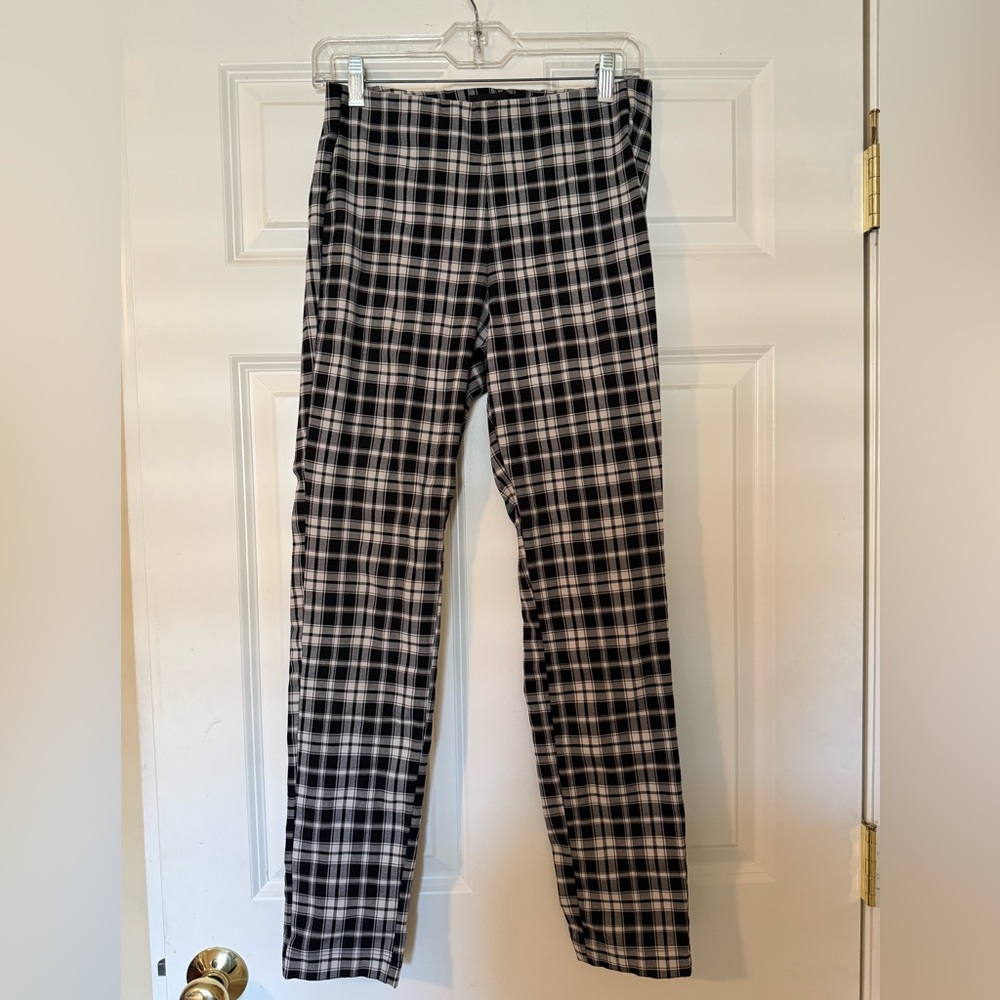 Who What Wear Black & White Plaid Straight Leg Jeans